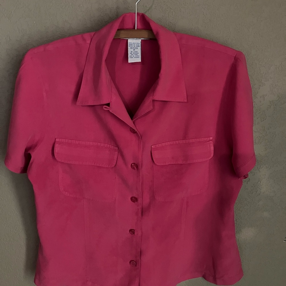 Anna And Frank Boxy Pink Button Down Shirt with Notched Collar 100% silk size M